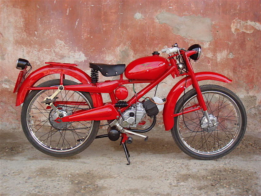 RIVESTIMENTO SELLA MOTO GUZZI CARDELLINO MONOSELLA RIVESTIMENTO SELLA MOTO GUZZI CARDELLINO MONOSELLA